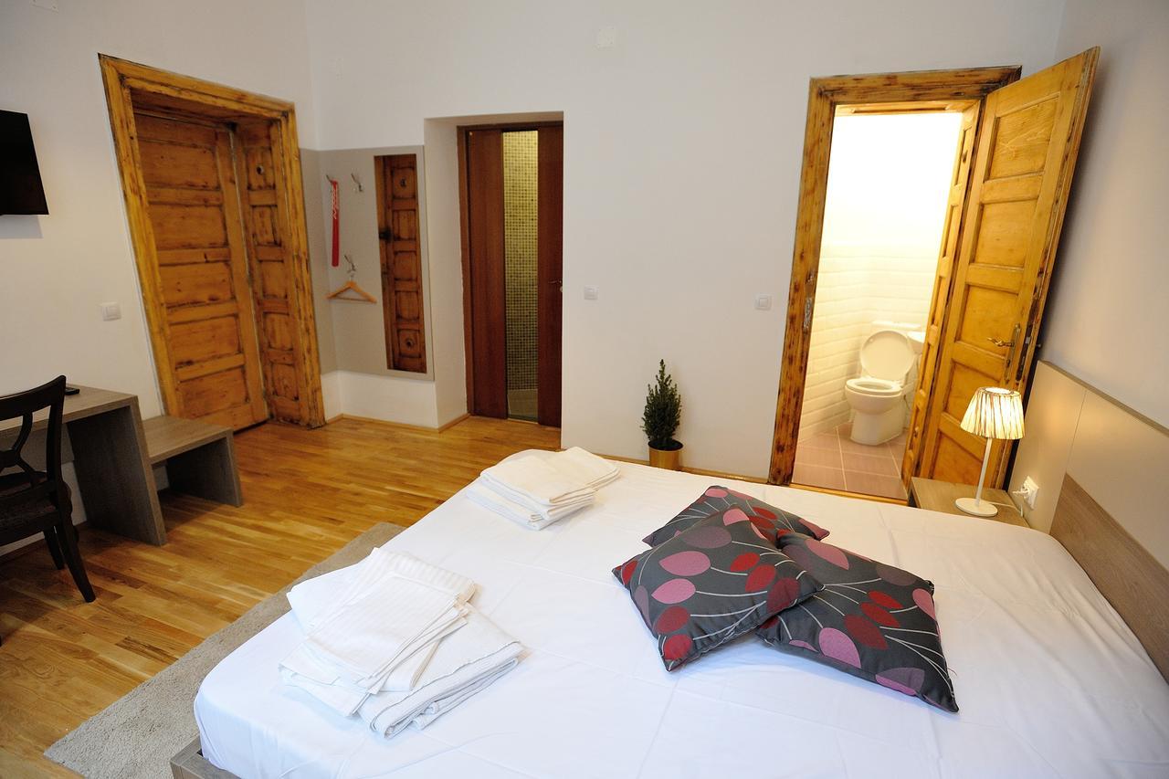 Dinicu Residence - Central Location Braşov Exteriör bild